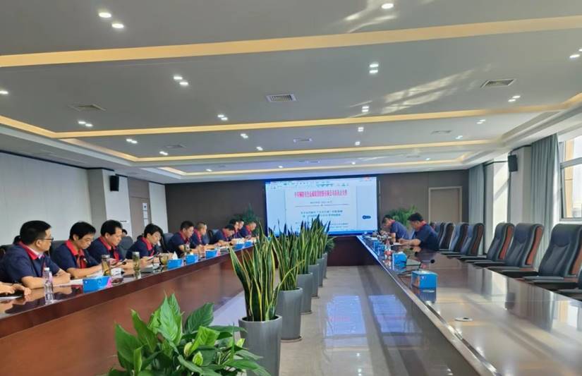 運(yùn)用浙江‘千萬(wàn)工程’經(jīng)驗(yàn)案例，加強(qiáng)公司5S管理工作會(huì)議