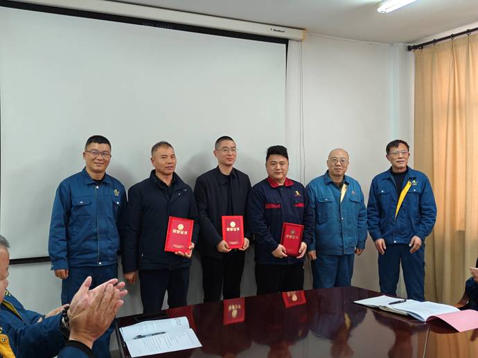 第一事業(yè)部冶化協(xié)力項目部獲銅冠冶化公司“強化意識，防控風險”...