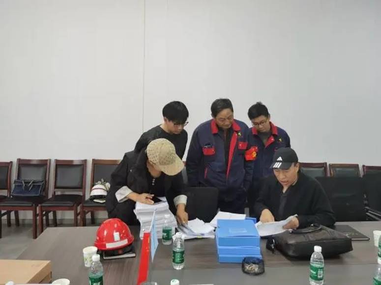 赤峰金通二期電解項目部順利通過赤峰市高新區(qū)國慶節(jié)前安全、質(zhì)量聯(lián)合專項檢查 